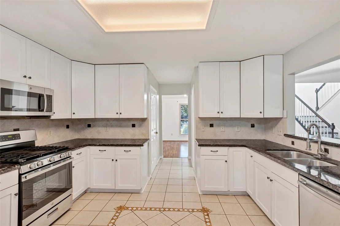 Photo of 2307 Rolling Glen Drive