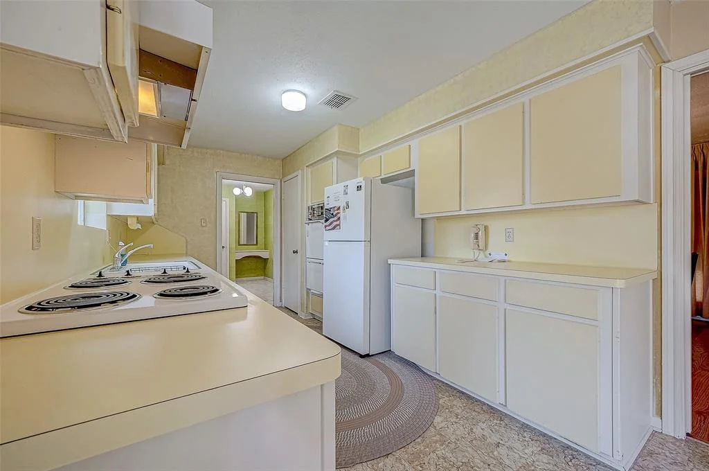 Photo of 5927 Pinewilde Drive