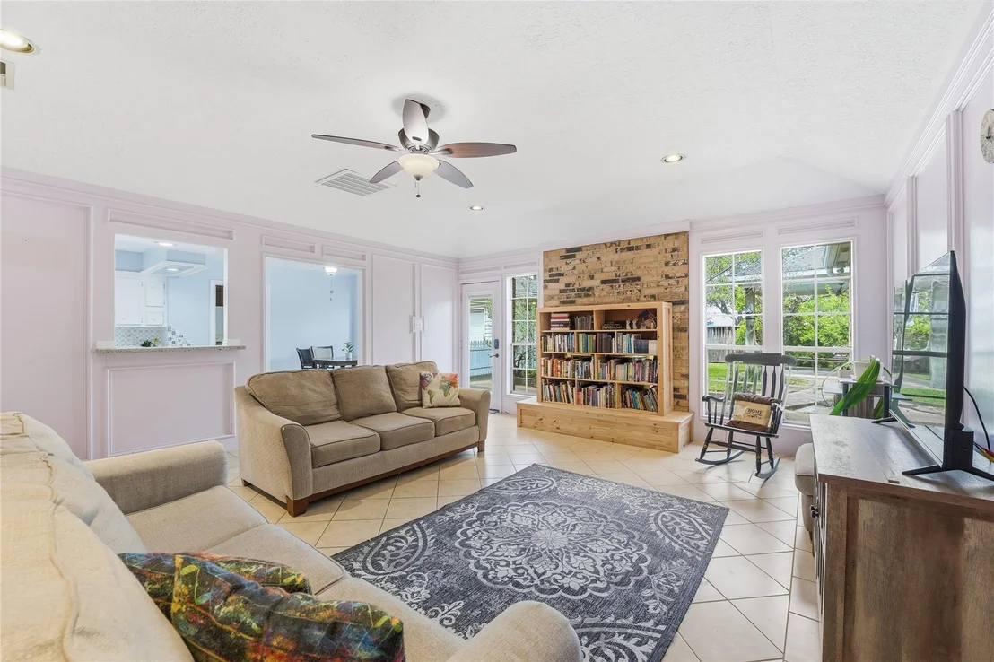 Photo of 22338 Wetherburn Lane