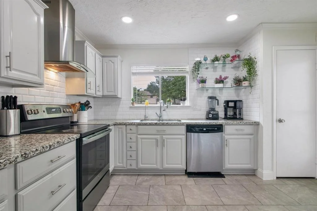 Photo of 21214 Castlemont Lane
