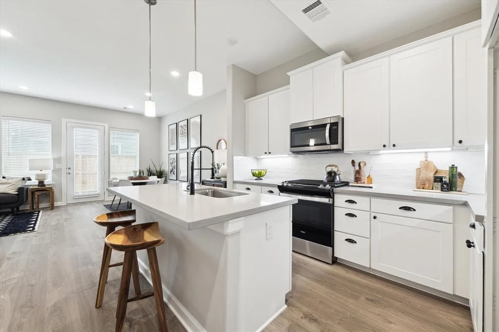 Photo of 6018 T C Jester Boulevard