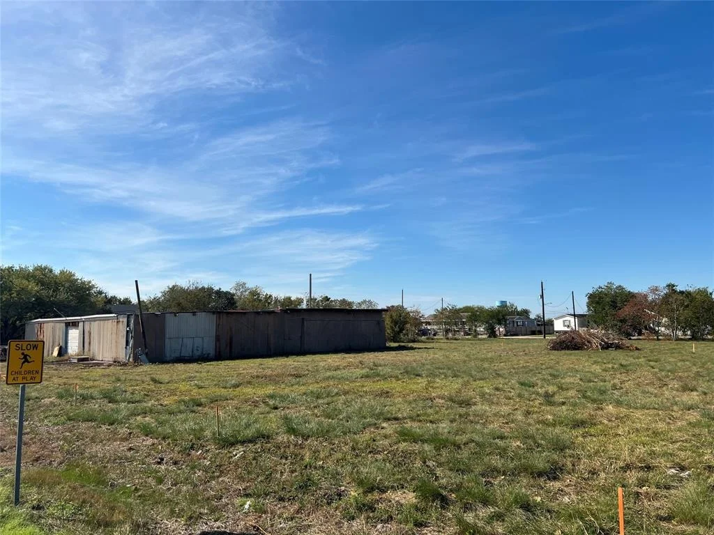 Photo of 310 20th Street