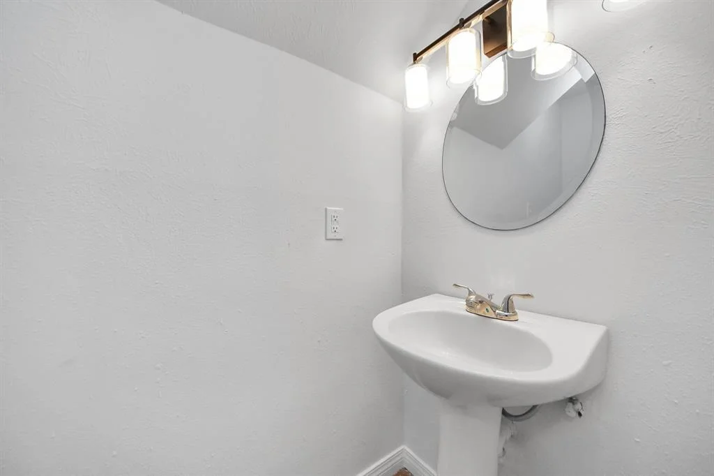 Photo of 24526 Glen Loch Drive