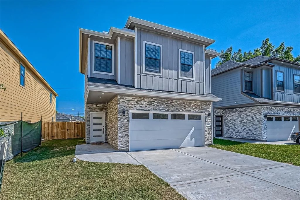 Photo of 10031 Comanche Lane