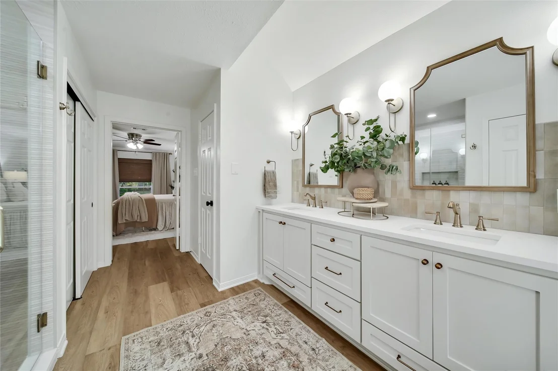 Photo of 14 Twin Springs Place