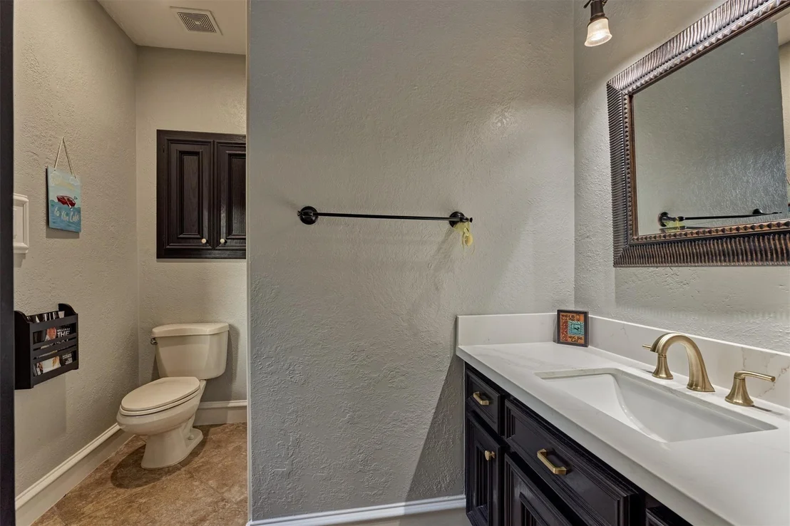 Photo of 609 Edgewood Drive