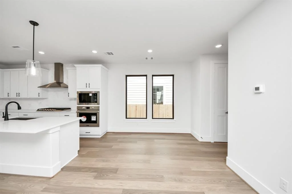 Photo of 405 Forest Reserve Place