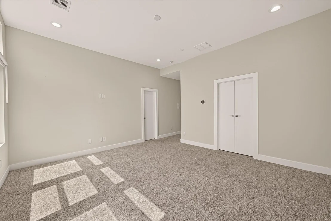 Photo of 3350 Pinemont Drive