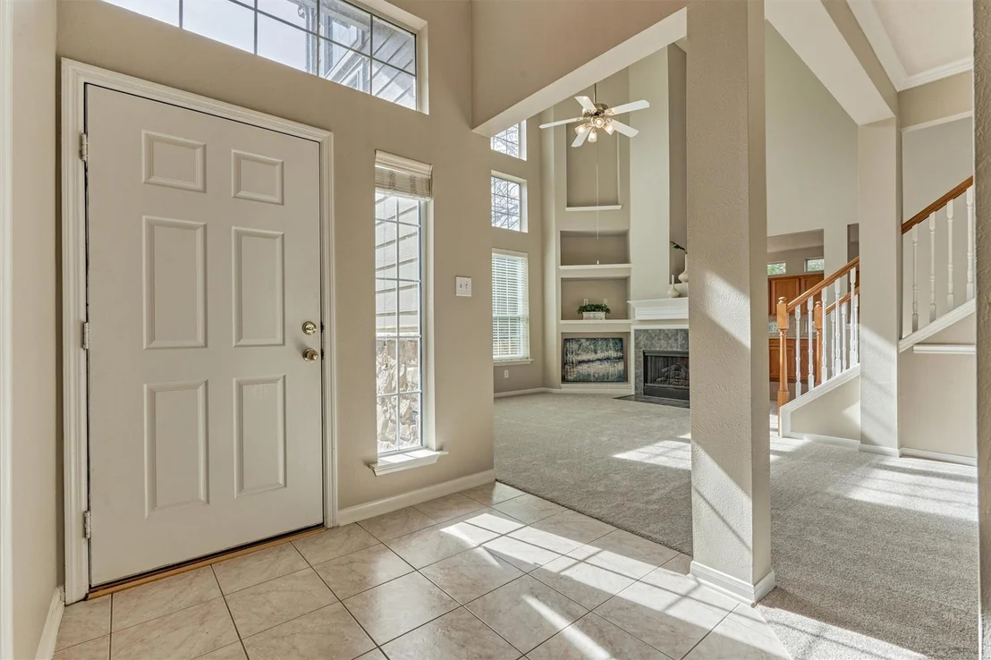 Photo of 31 Valley Oaks Circle