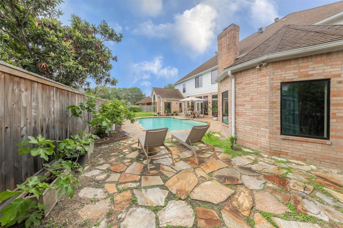 Photo of 1519 Pebble Chase Drive