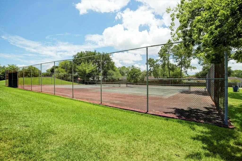 Photo of 834 Ramada Drive