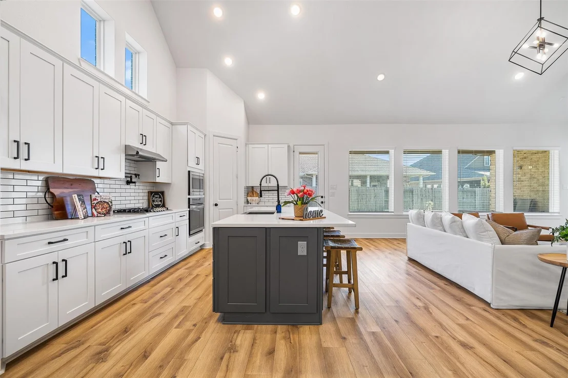 Photo of 15240 Hemingway Heights Drive