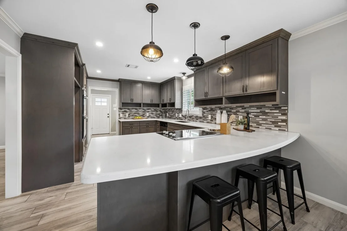 Photo of 11007 Cranbrook Road