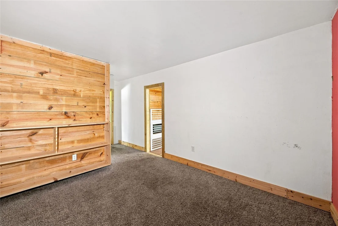 Photo of 761 N Forest Cove Loop