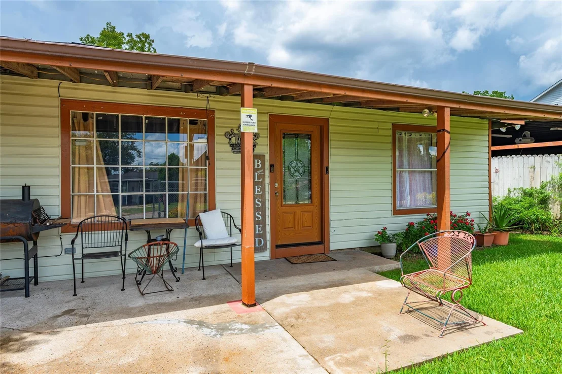 Photo of 4937 Bataan Road