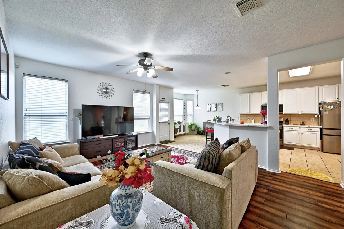 Photo of 11819 Leaf Oak Drive