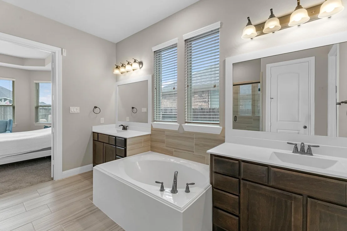 Photo of 1810 Evergreen Bay Lane