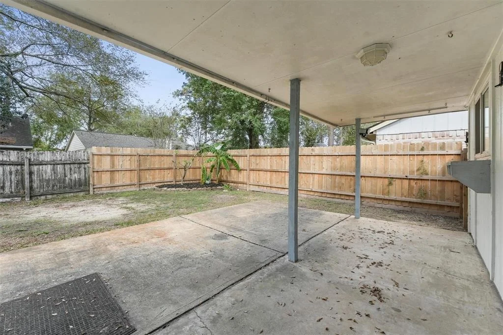 Photo of 19007 Kemble Rd