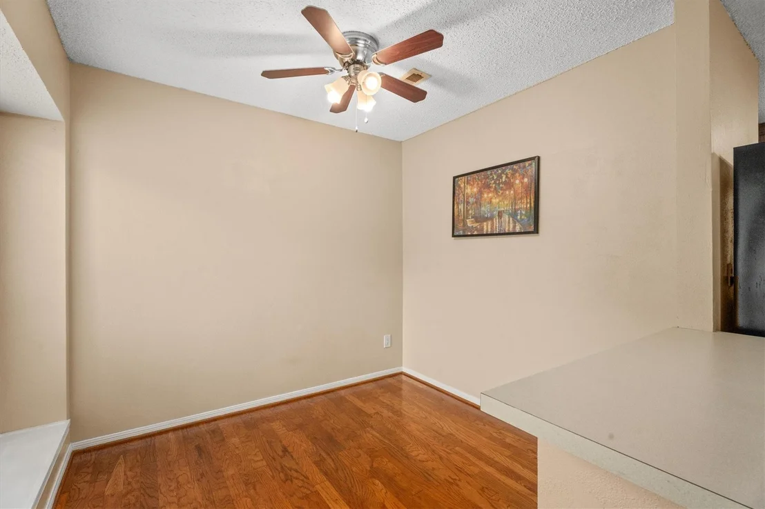 Photo of 6907 Five Forks Drive