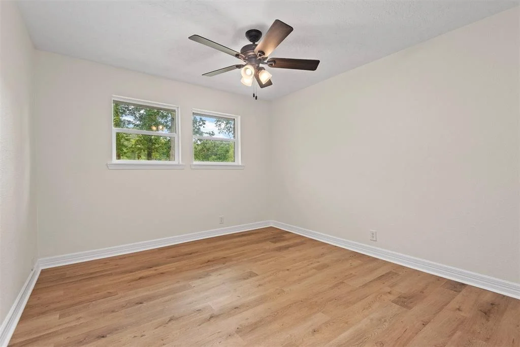 Photo of 3014 Inland Road