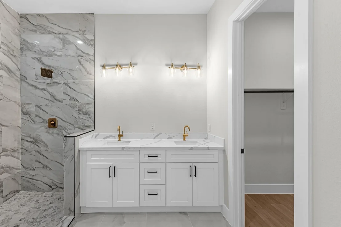 Photo of 2347 Knoblock