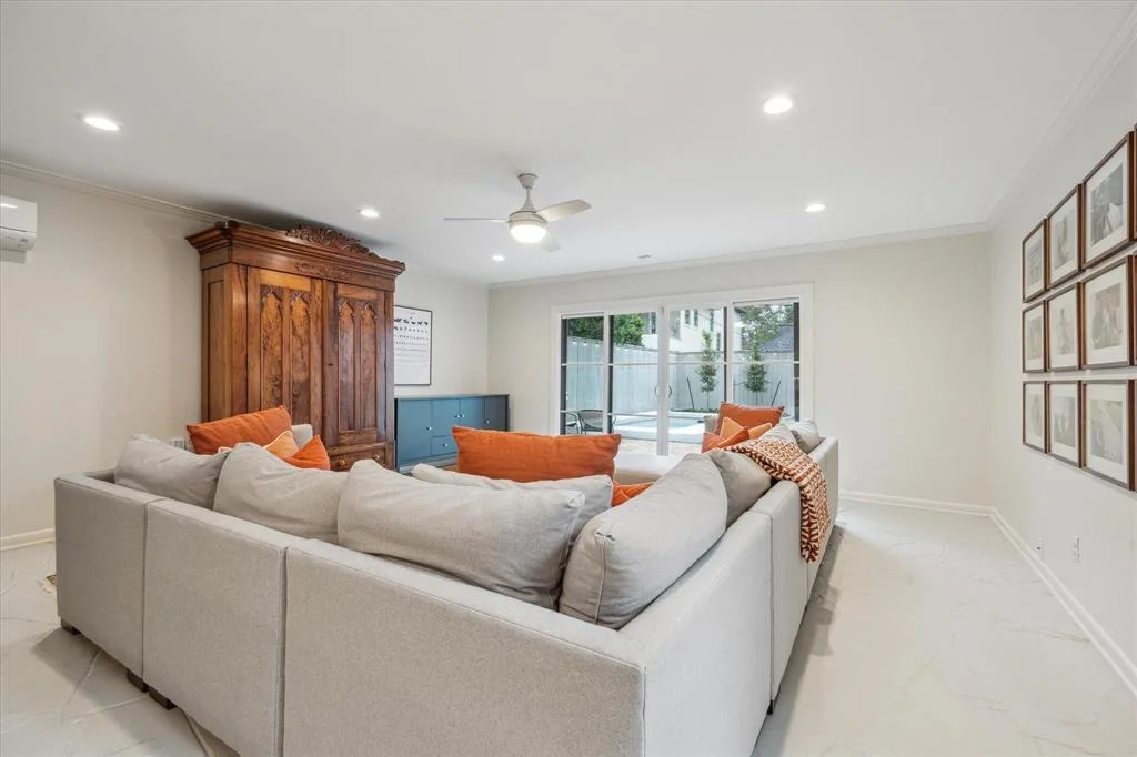 Photo of 2510 Addison Road