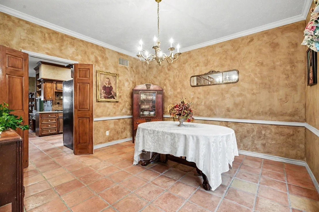 Photo of 1623 Lake Bluff Drive