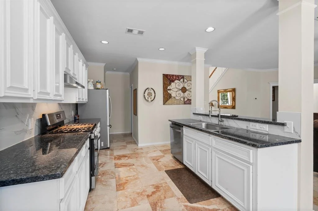 Photo of 3923 Shadow Cove Drive