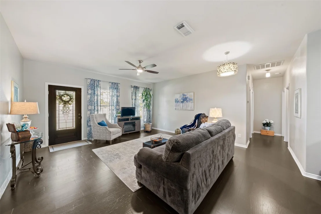 Photo of 236 Kellyn Court