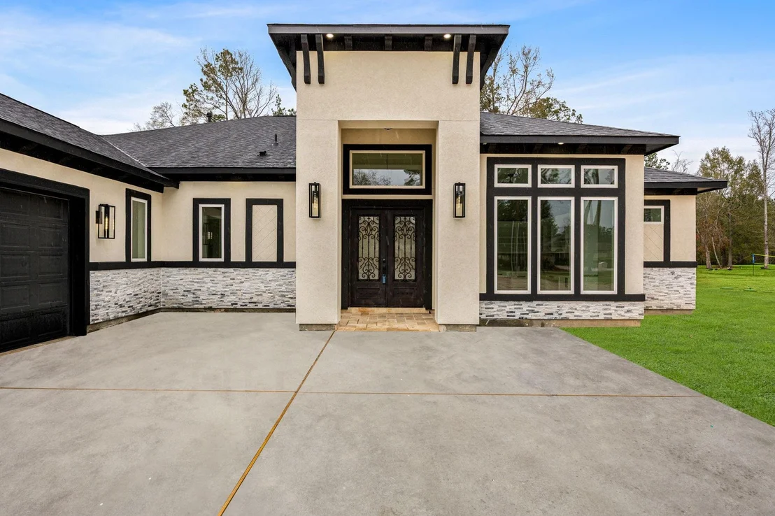 Photo of 19601 Desna Drive