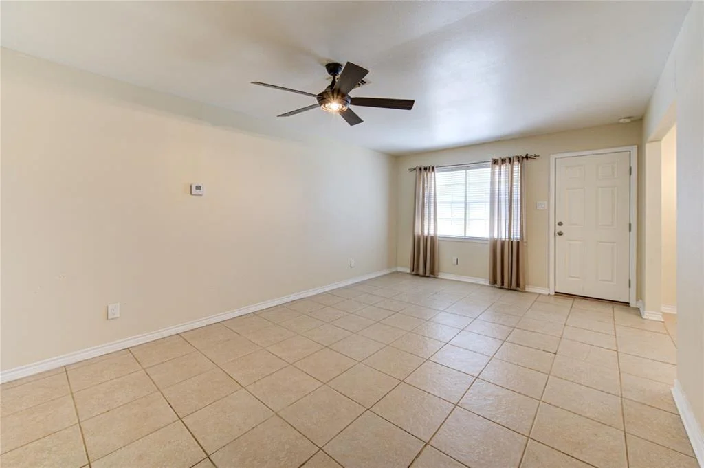 Photo of 6403 Oaknut Drive