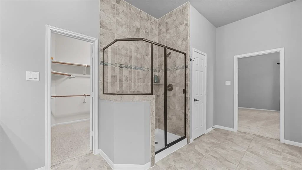 Photo of 14502 Lakepointe Bend Lane