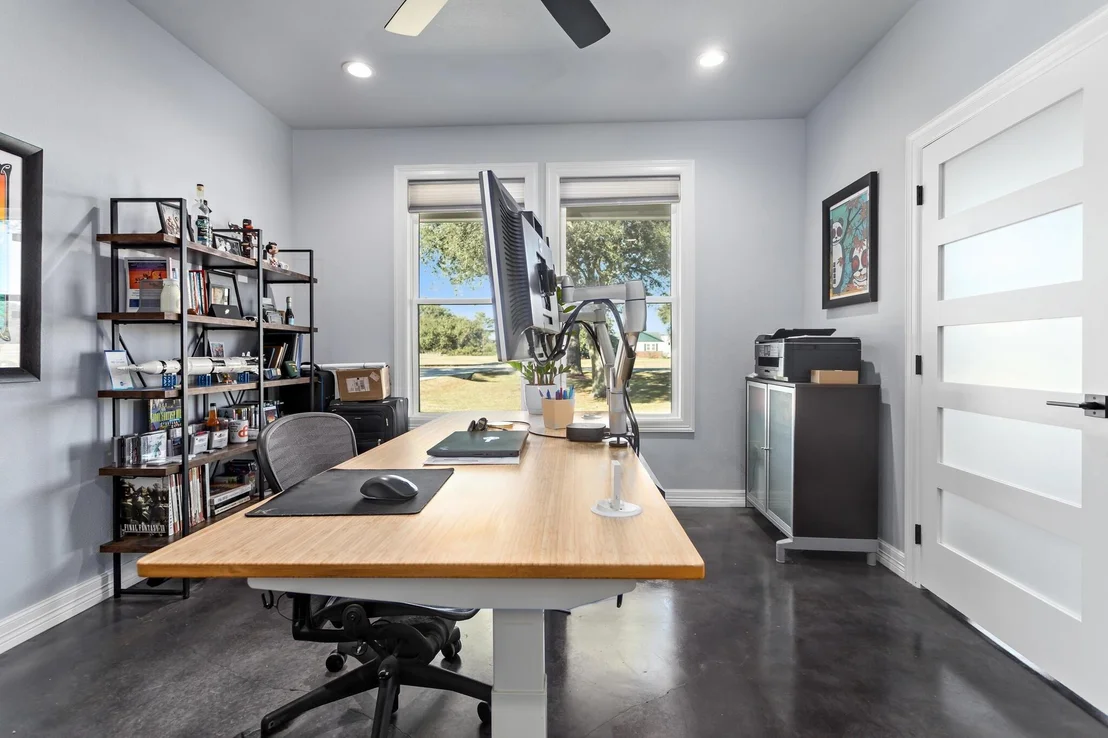 Photo of 847 W Buccaneer Drive