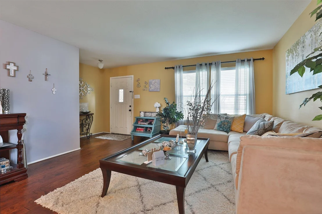 Photo of 21711 Cascade Hollow Lane