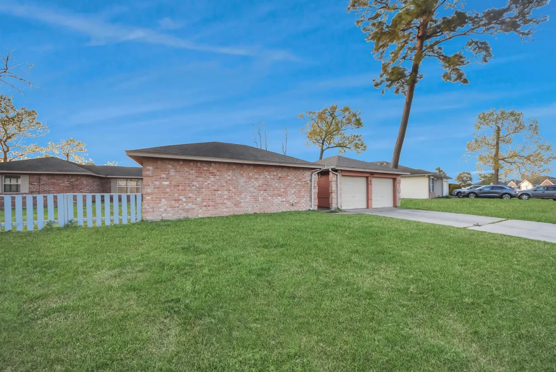 Photo of 17707 Gimbals Way
