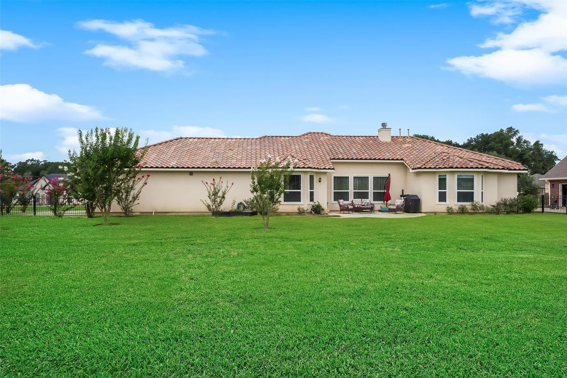 Photo of 230 Lawrence Marshall Drive