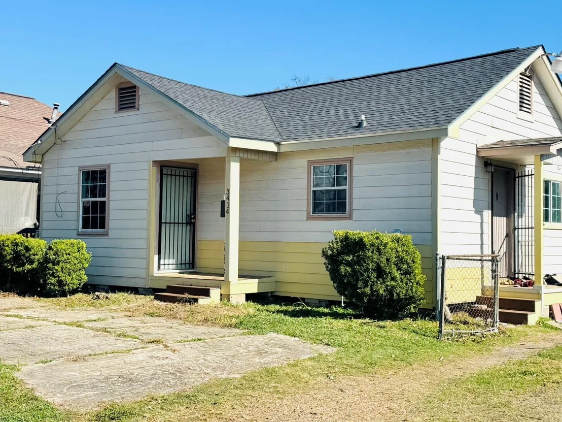 Photo of 3414 Cochran Street