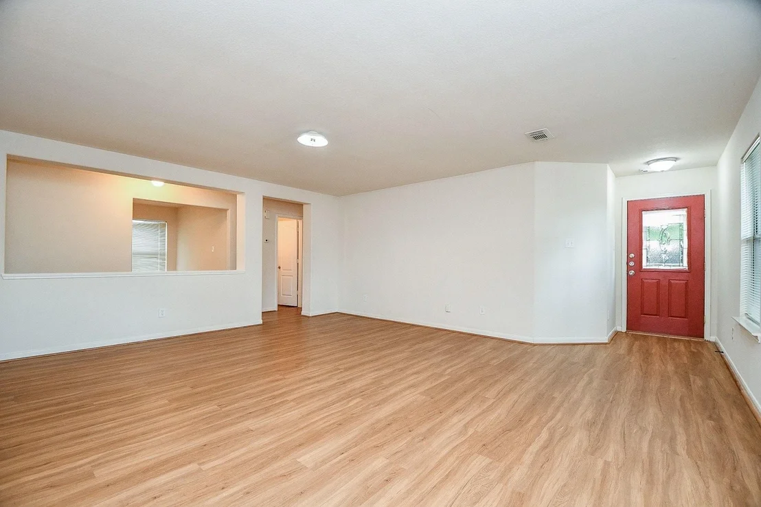Photo of 29530 Legends Glen Drive