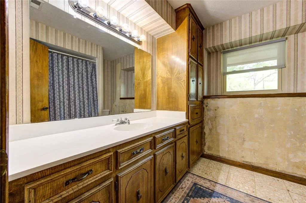 Photo of 26003 Woodglen Drive