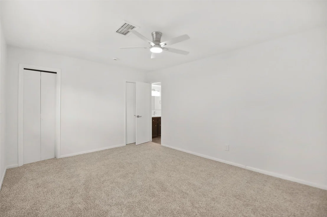 Photo of 3834 Gladeridge Drive