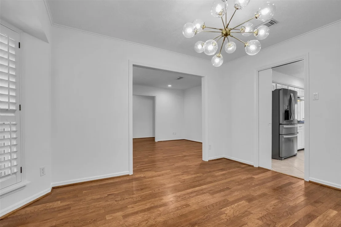 Photo of 947 Thornton Road