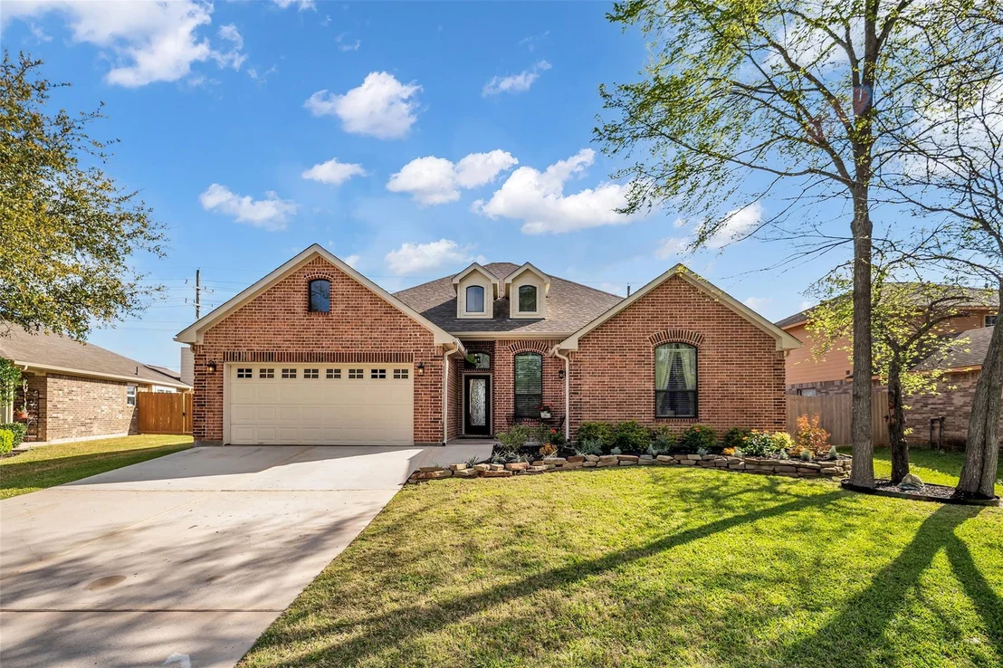 Photo of 3534 Stonehenge Drive
