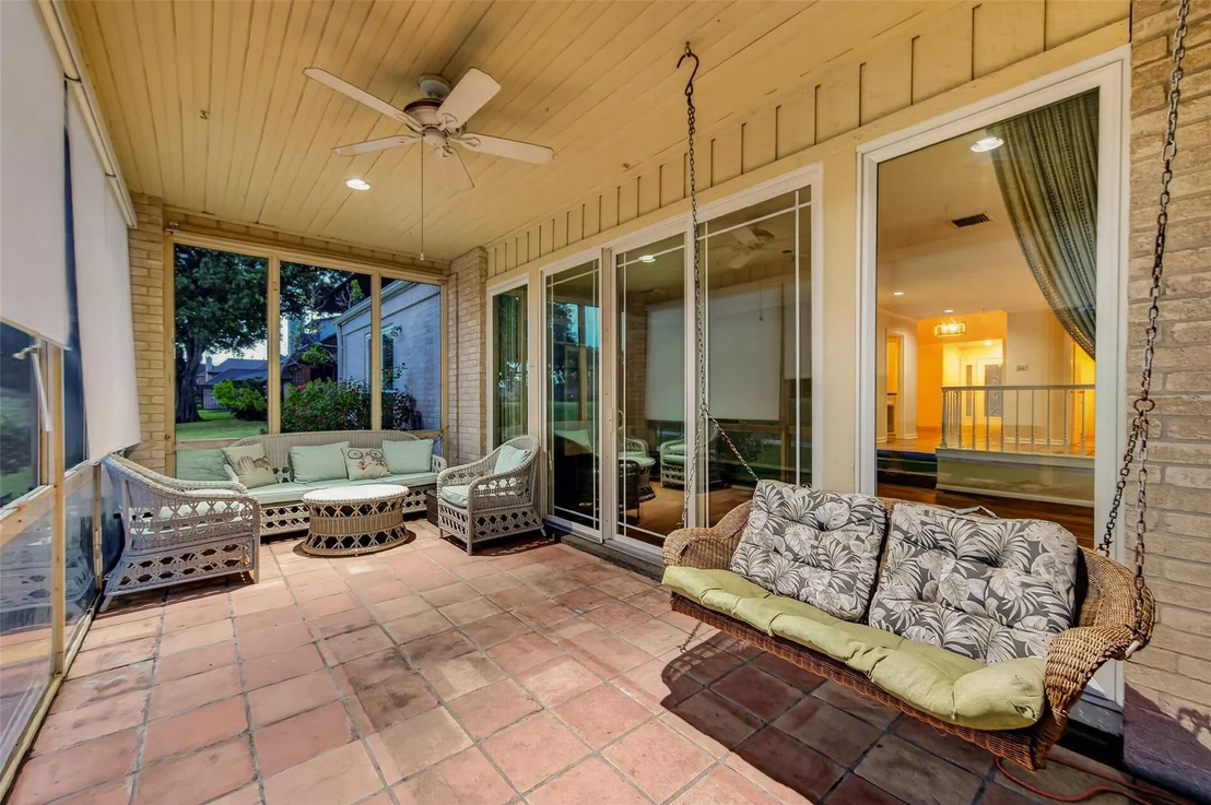 Photo of 618 Longview Drive