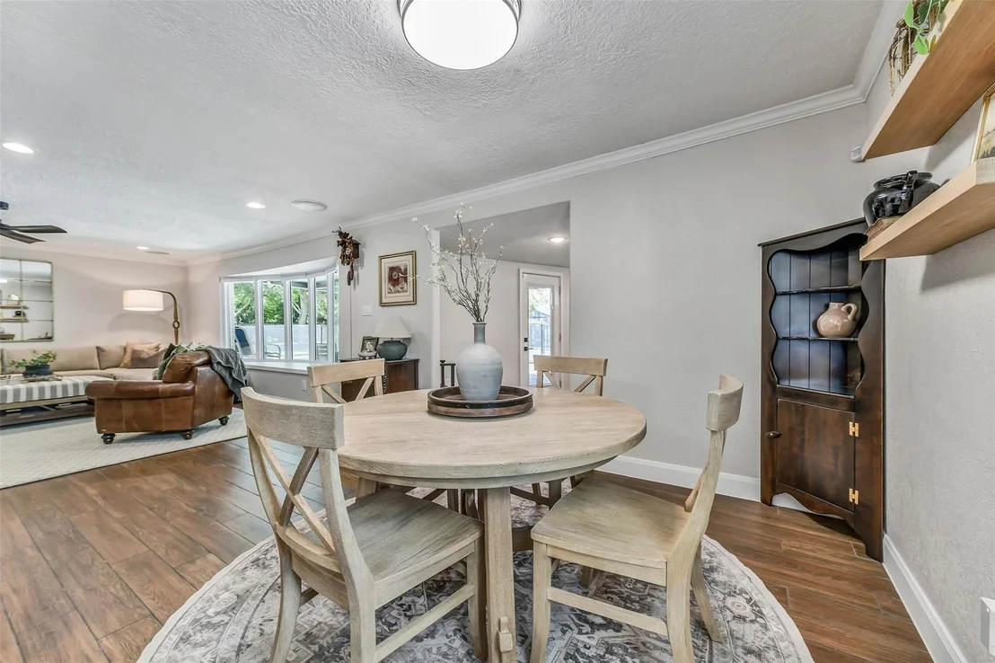 Photo of 9 Earlham Drive
