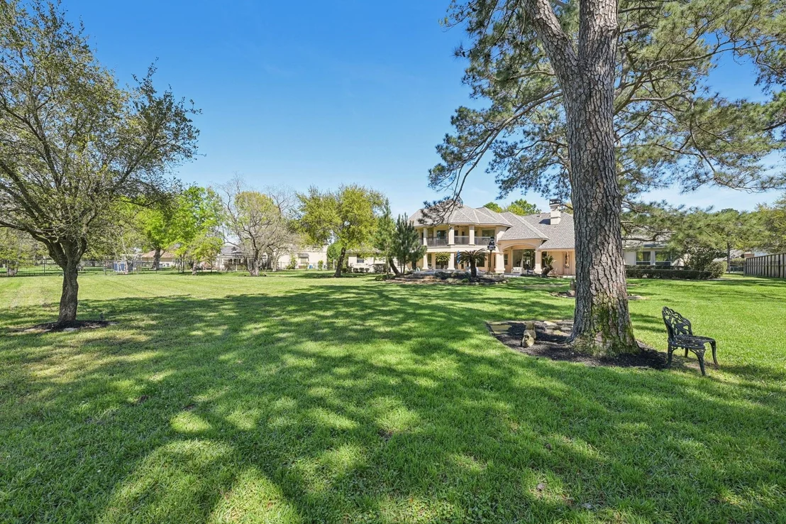 Photo of 51 Sandown Park Drive