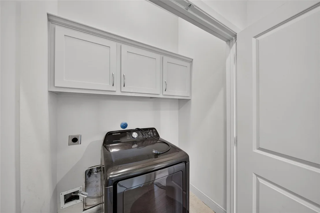 Photo of 818 Lester Street