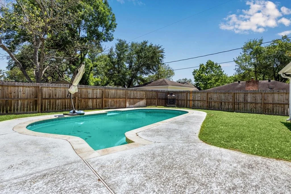 Photo of 12315 Whittington Drive