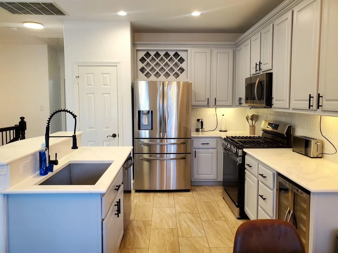 Photo of 5250 Washington Avenue
