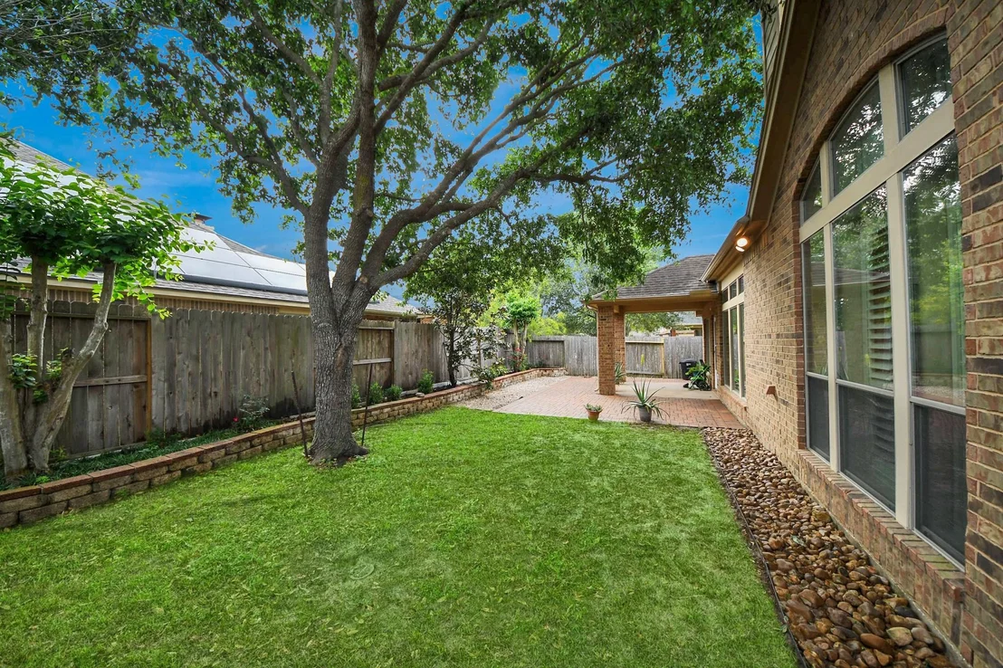 Photo of 28010 Hollyfare Drive