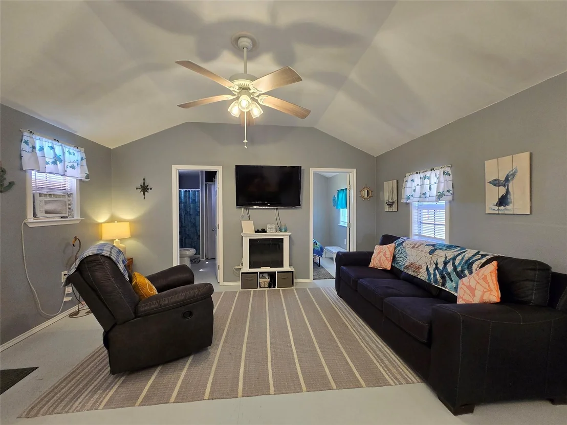 Photo of 167 Piranha Drive